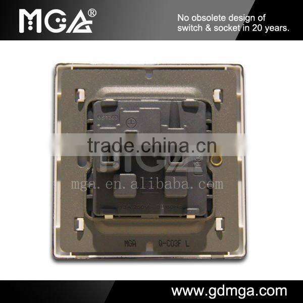MGA Q7L BS 13A Electric Socket