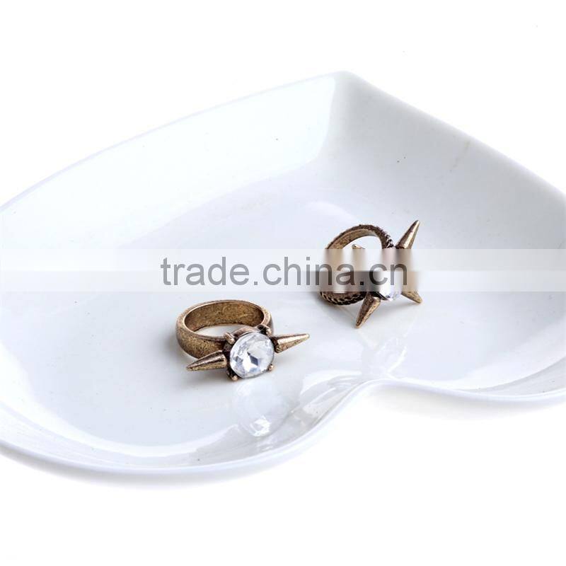 Fashion Simple Ring Designs Rivet Ring