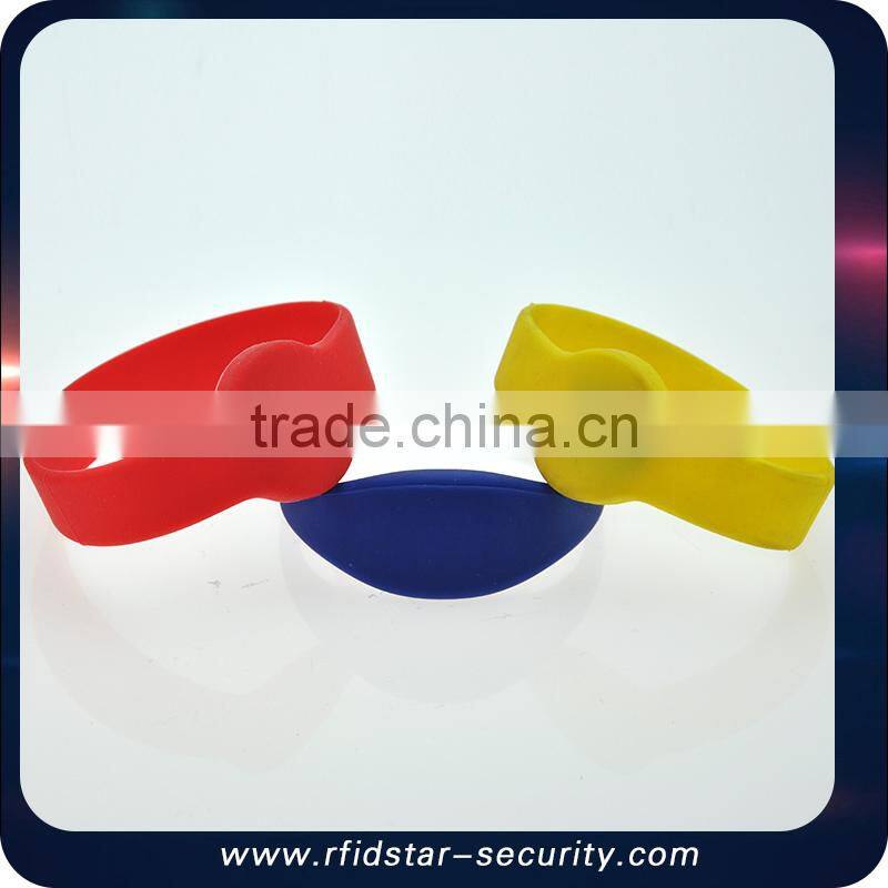 Best Selling 13.56MHz HF RFID MF IC Waterproof Wristband