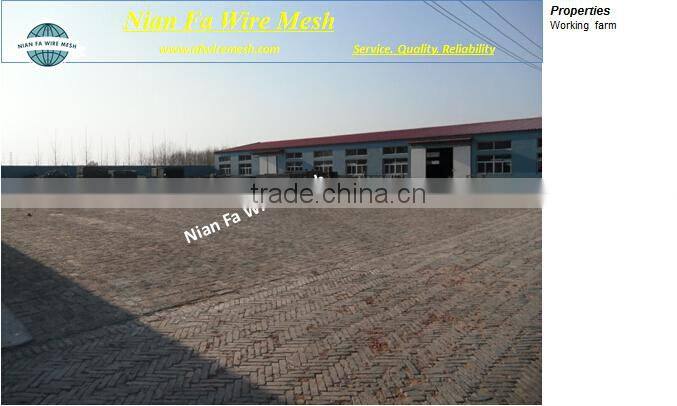 folding welded barrier fence with barbed wire