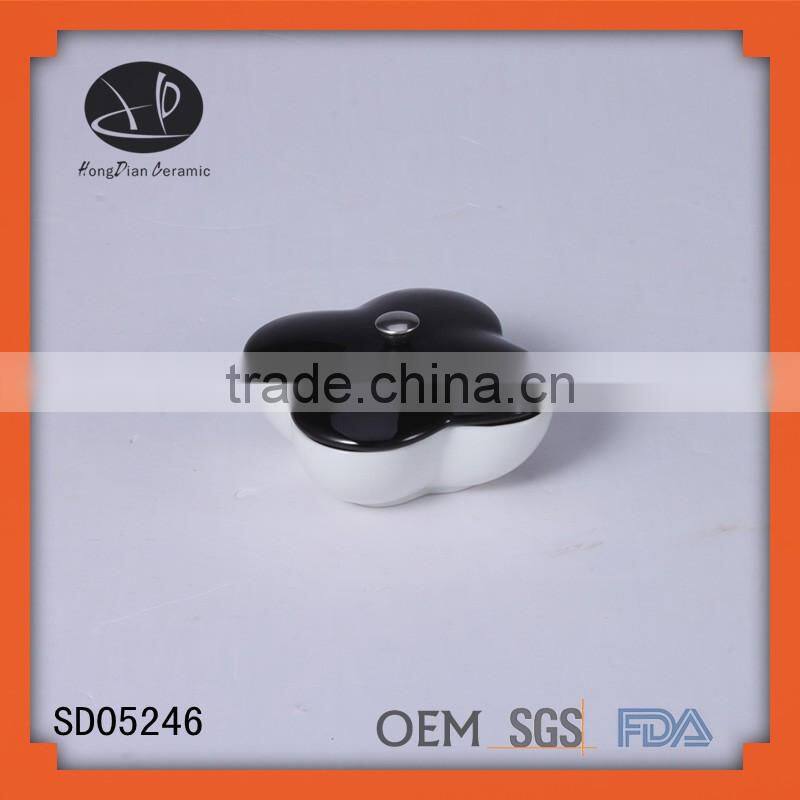 Porcelain Plain White Sushi Soy Sauce Dipping Plate Dishes,Bowl with lid,used chafing dishes,China dishes wholesale