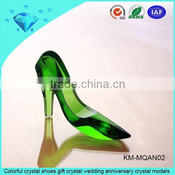 Shenzhen manufacturer sell Wedding crystal flower gifts and souvenir