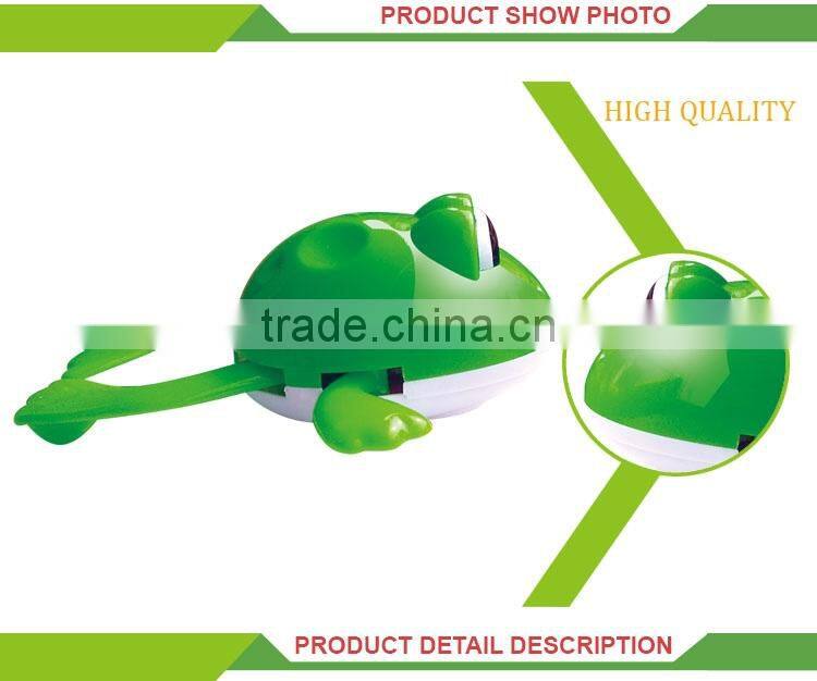 Hot selling cheap wind up swimming plastic realistic frog toy