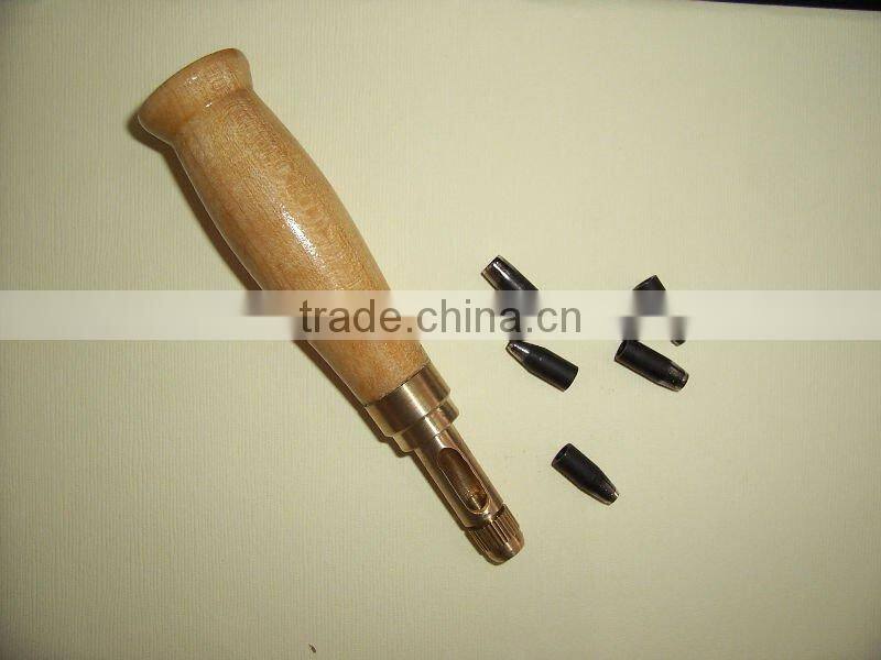 High quality wooden handle manual hole punch with 5 replacement head to tailoring #SP05