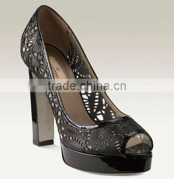 Souliers/ Botte/ Boots/ Sac en cuir- Ciseler en creux et Decouper