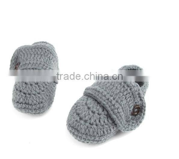 2016 new design knitted infant baby shoes for boy