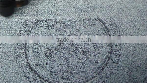 Auto-feeding fabric laser cutting machine