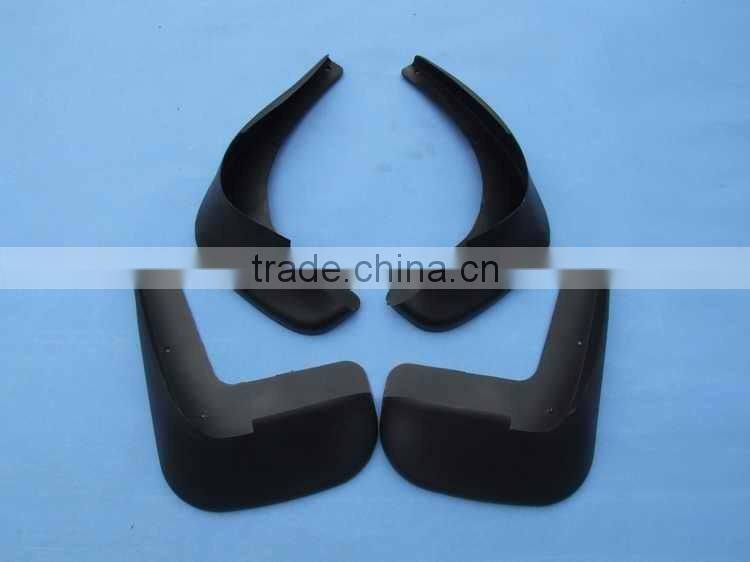 Auto mud guards for SUV