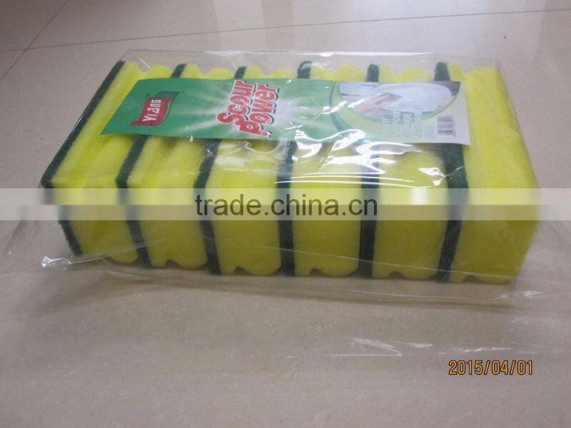 Heavy duty scouring pad with good sponge
