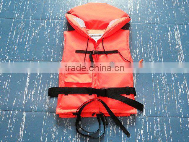 reflective life jacket