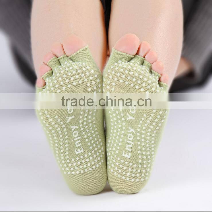 Yoga Pilates Breathable Grip Cotton toe less socks