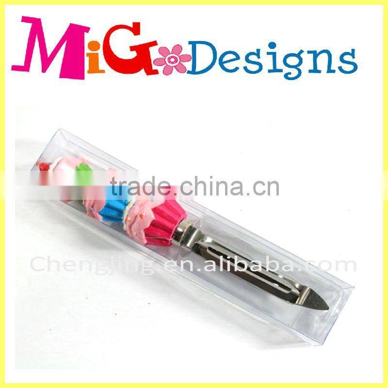 Cake Polyresin Stainless Steel Fruit and Vegetable Peeler