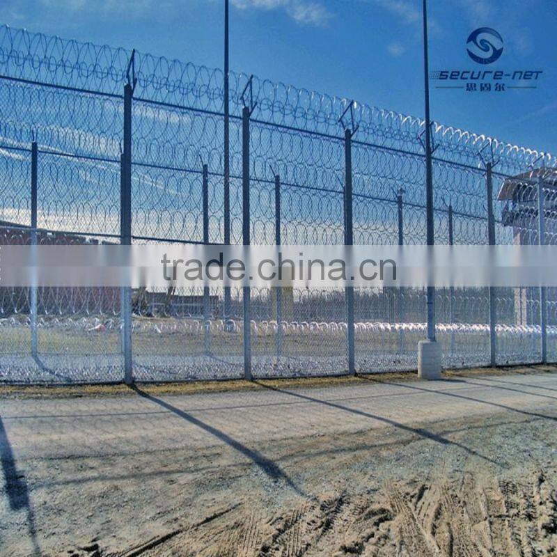 galvanized razor barbed wire mesh fence panels for boundary wall