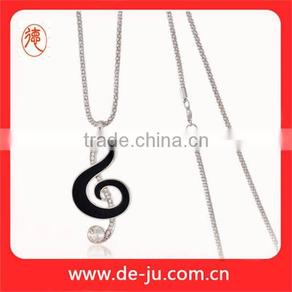 Magnetic Fashion Note Sweater Necklace