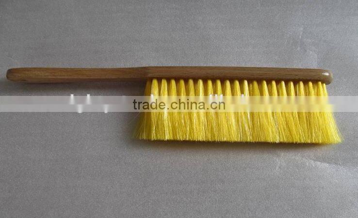 House Cleaning Plastic Bed Brush, Sofa, Furniture Brush (IB510043)