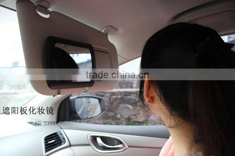 Be clip-on visor for making up car mirror monitor