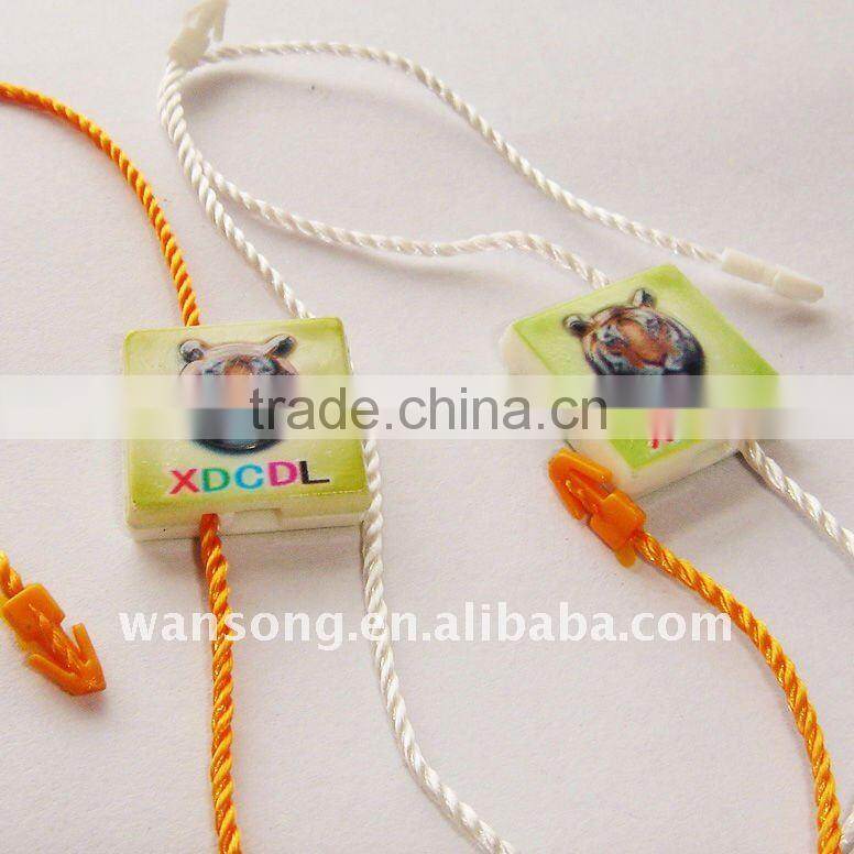 plastic string seal