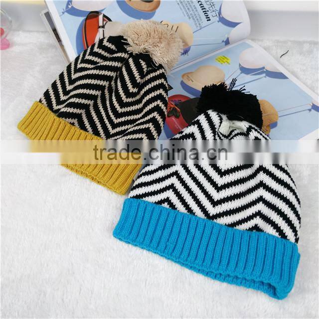 Wholesale Fashion Warm Striped Knitted Pom Pom Winter Hats for Children