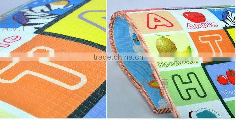 Creeping exercise mat baby playing