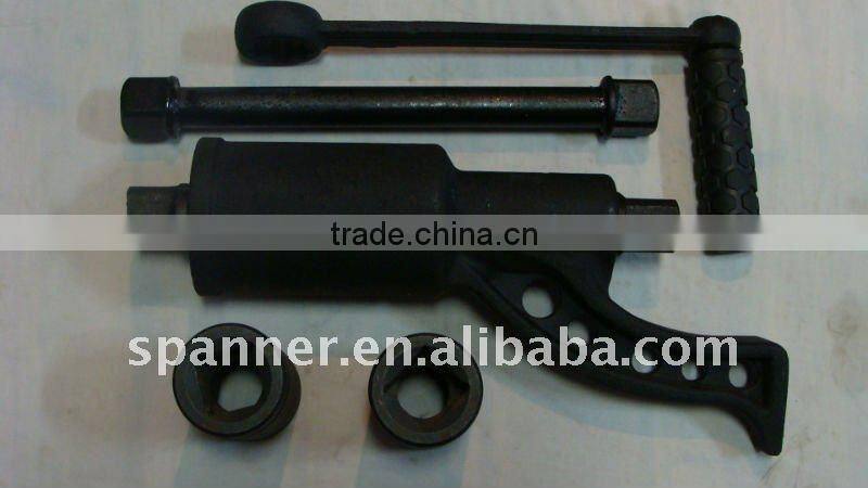 Manual torque wrench