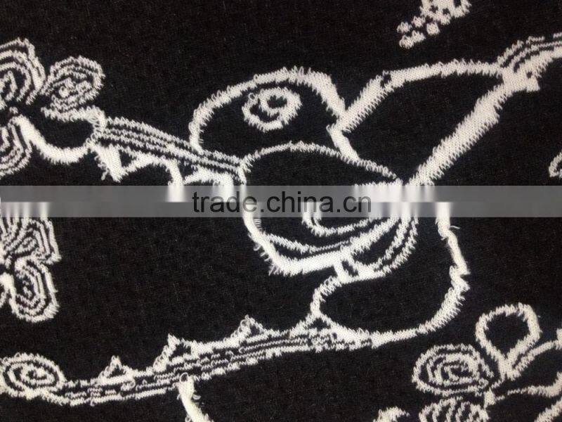 2015 classic black&white knitting jacquard fabric for garment
