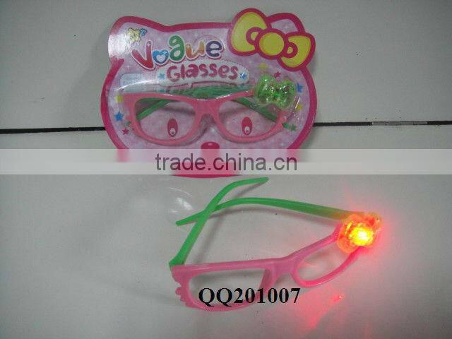 Lovely and funny toy nose clip