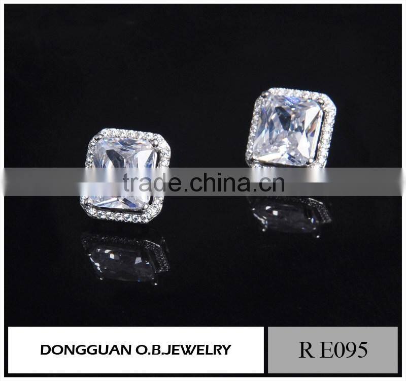 2 gram gold beautiful designed earrings European popular square stud earrings