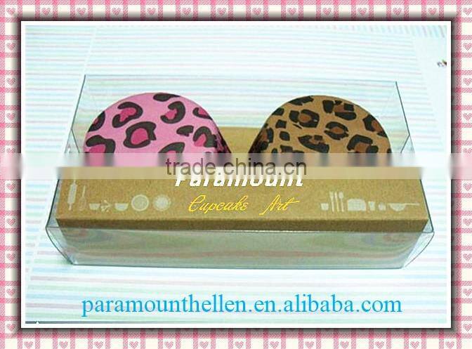 Disposable paper cupcake cases