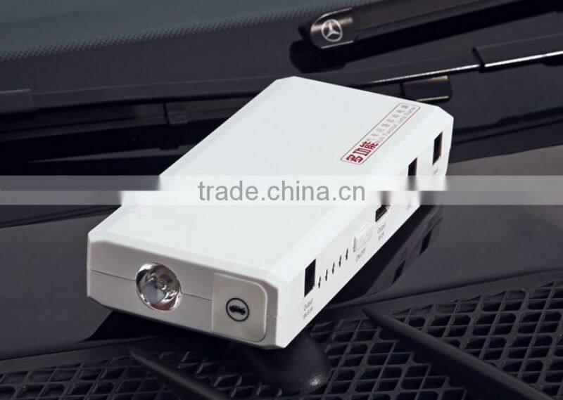Mini car jump starter battery with accessories 8000mAh