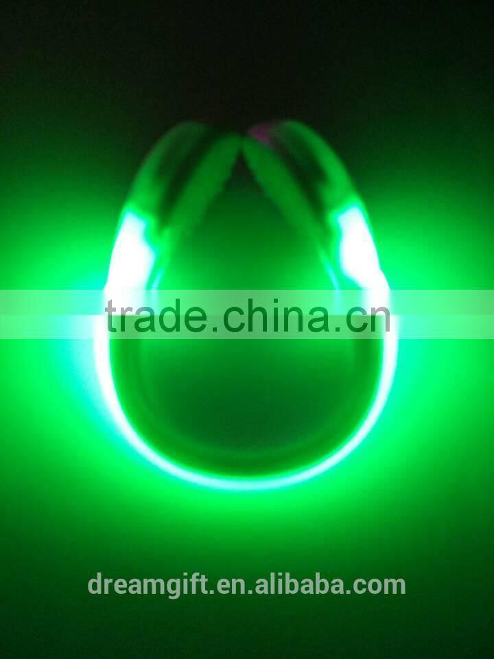 2015 New design flashing SHOE HOLDER fit for outdoor sports products running riding light in the night