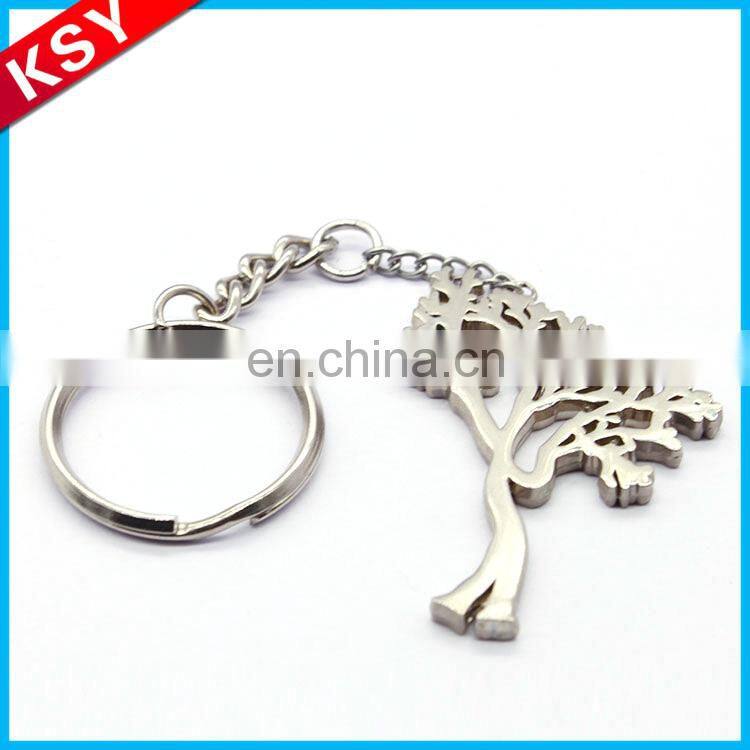2017 New Products Innovative Product Train Christmas Gift Mini Metal Yellow Pet Tree Keychain