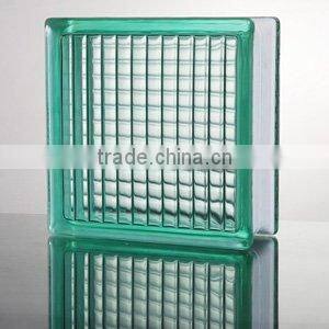Various size and pattern green glass brick
