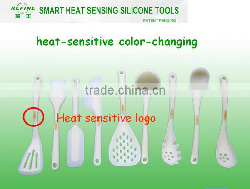 2015 Newest FDA & LFGB standard durable one piece silicone spatula