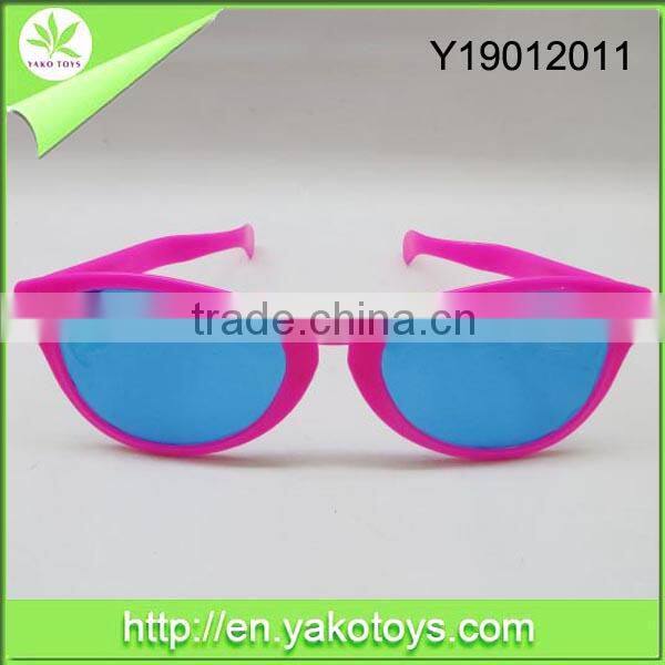 Plastic children play big toy glasses