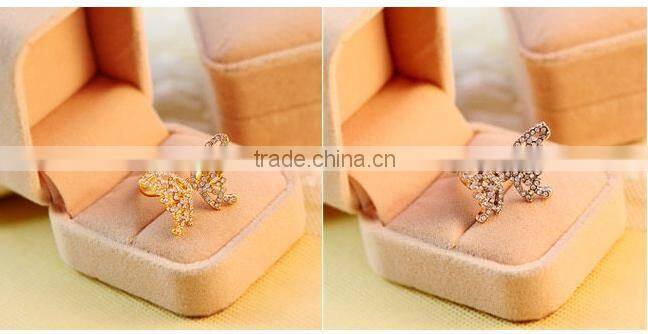 Bulk popular in world women crystal butterfly diamante rings