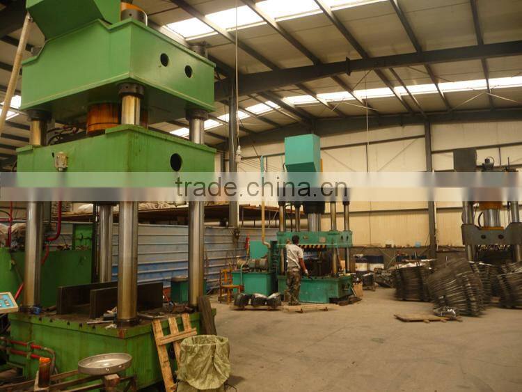 Dry/Wet plastic feeder for finishing Pig Farm