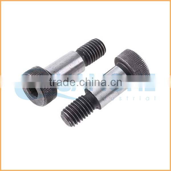 Hot sales competitive price 5 x 12 shoulder screw