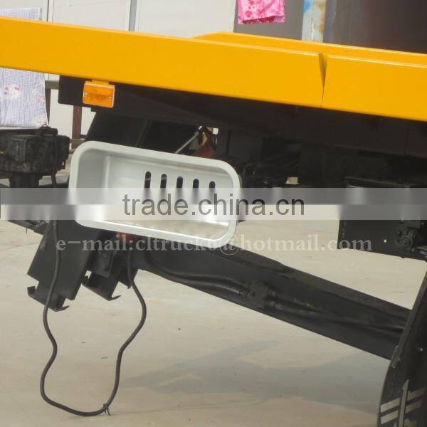 DONGFENG CABSTAR 4*2 Flatbed Wrecker with crane 4 ton
