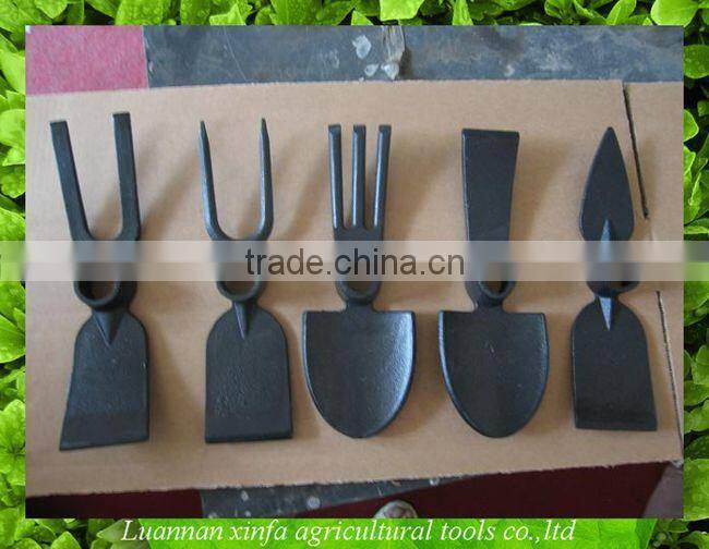 different types of agricultural tools pickaxe head