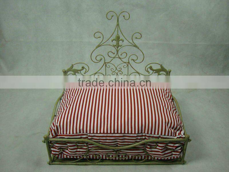 Metal Animal Bed