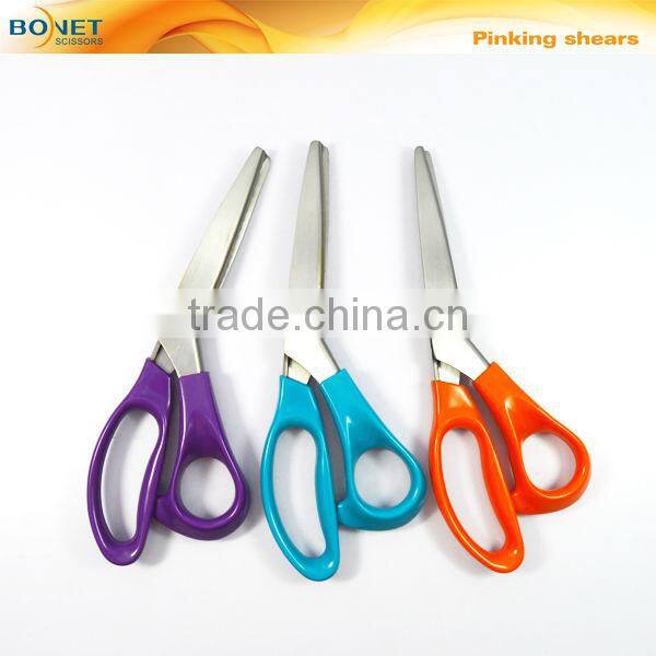 S21003S CE certificated 9" Plastic handle pinking shear home scissors set