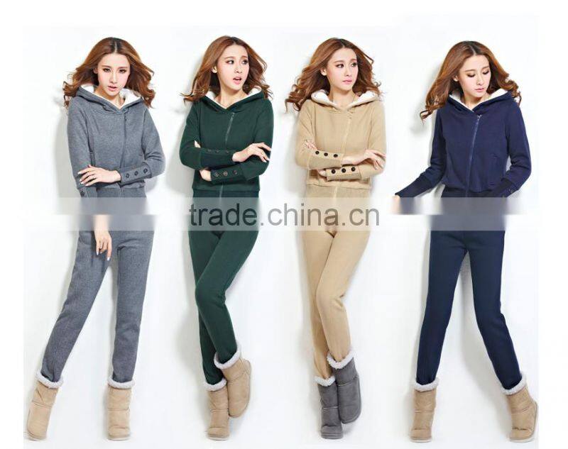 OEM Wholesale Cotton Fleece Slim fit Lightweight Tracksuit Women with Hood latest design tracksuit women