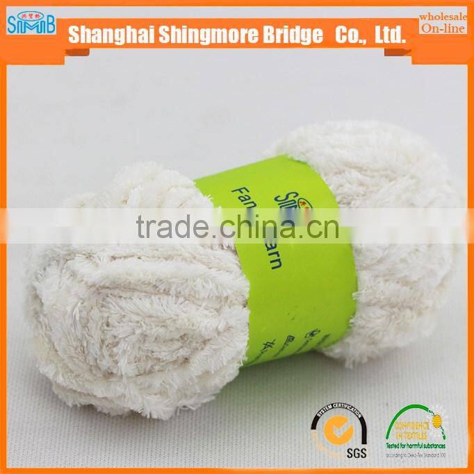 China fancy yarn supplier wholesale chenille yarn for knitting scarf with cheap price