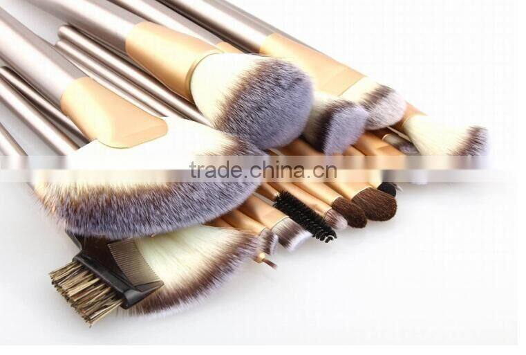 18pcs Face use beauty brush kit with nature long bamboo handle