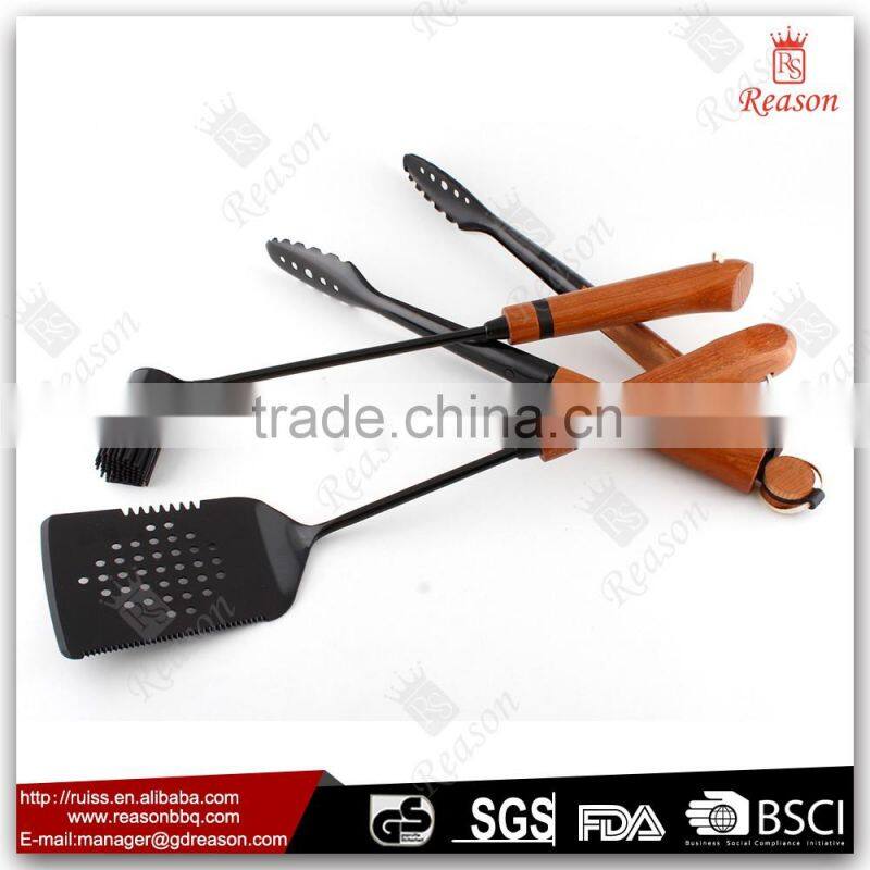 China Factory Outdoor cooking Utensils Long Handle BBQ Tools