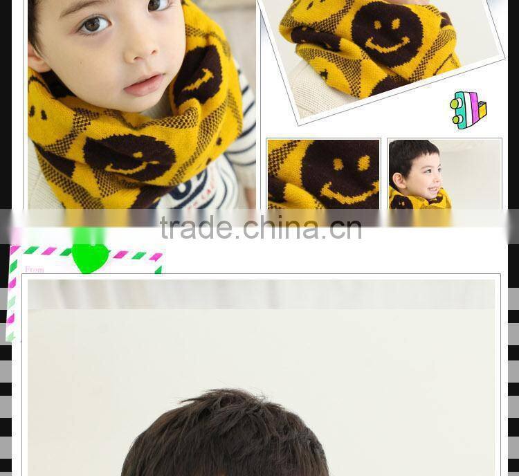 Hot Selling 2014 Winter Latest Cute Smile Face Pattern Knitted Kids Circle Loop Scarf