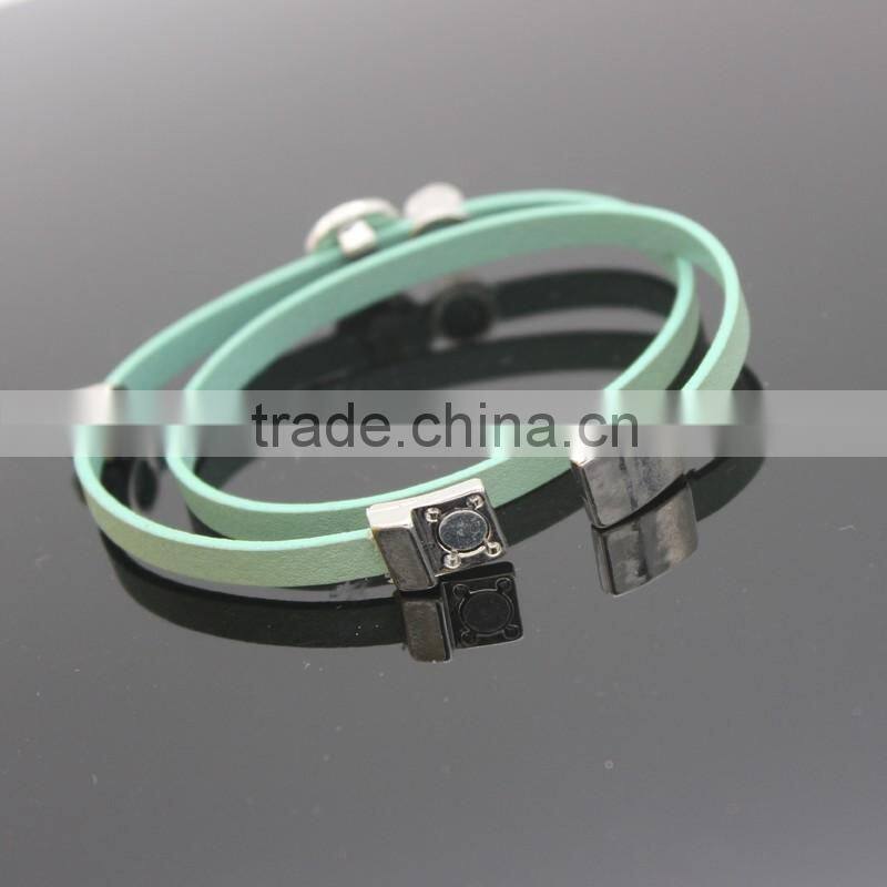 Hot Sale Pu Leather Natural White Stone Crystal Leather Magnetic Clasp