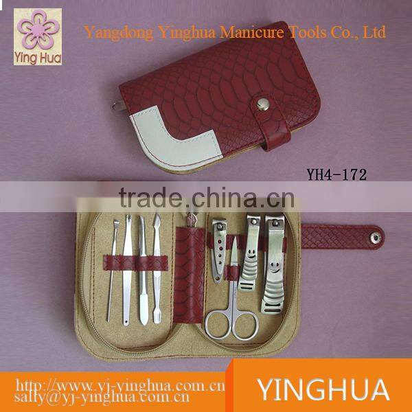 High quality cheap custom white travel manicure kit