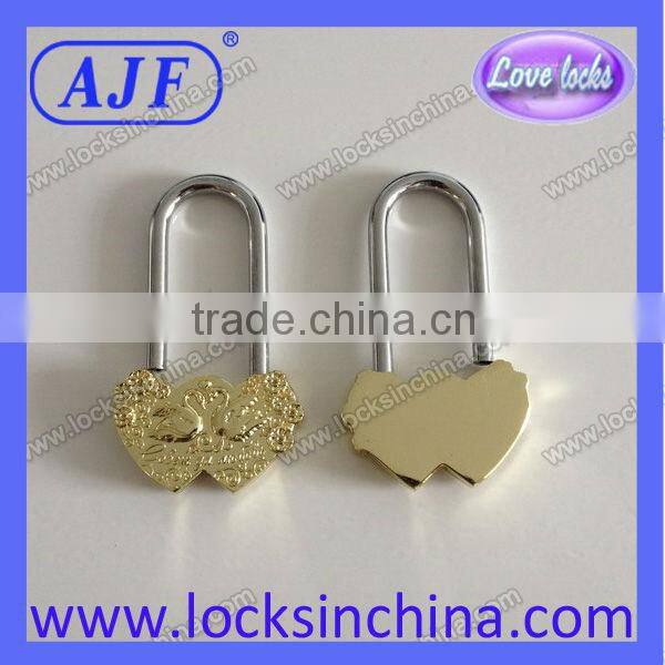 AJF Russian Style Love Heart Padlock with swans for Wedding or Valentine's Day