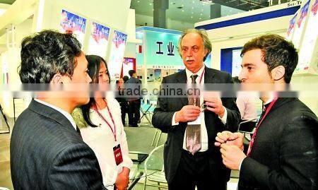 factory direct high quality park farm school parking square snow sweeper snow removal machine